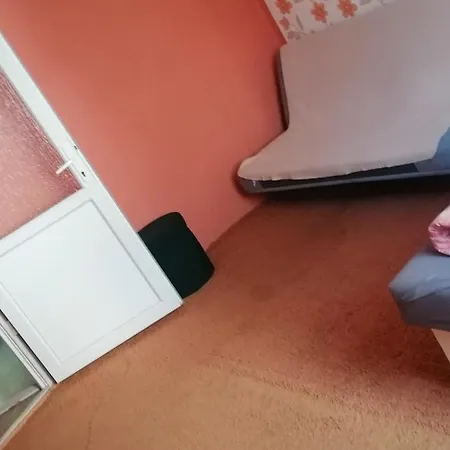 Erzsebet Vendeghaz * Szarvas
